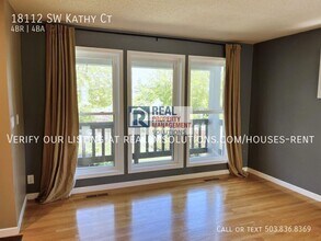 18112 SW Kathy Ct in Beaverton, OR - Building Photo - Building Photo
