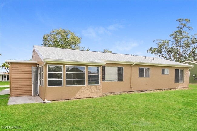 property at 2533 Fairbrook St