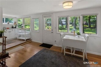 44 Roseville Rd in Westport, CT - Building Photo - Building Photo