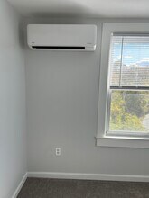11 Groton Pl in Worcester, MA - Building Photo - Building Photo