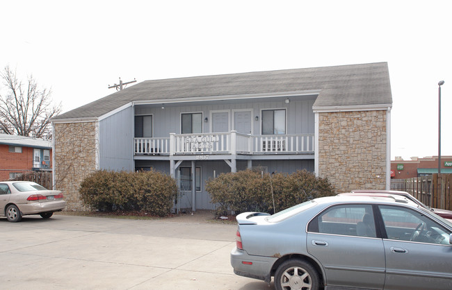 Sea Gull in Lawrence, KS - Building Photo - Building Photo