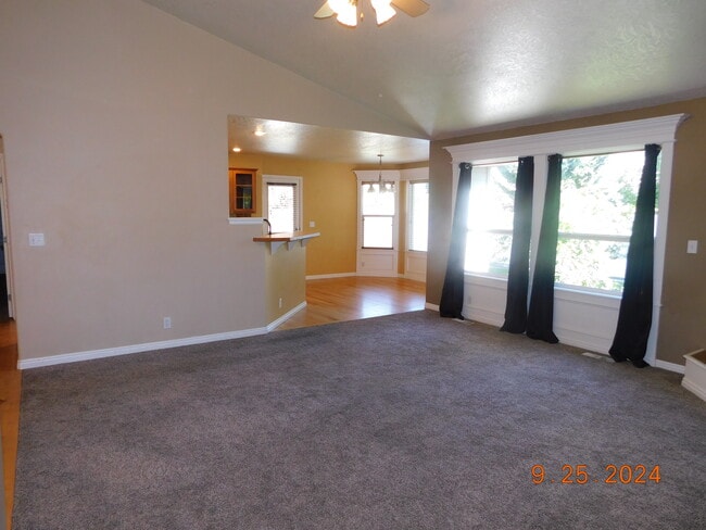 5282 N Schumann Ave in Meridian, ID - Building Photo - Building Photo