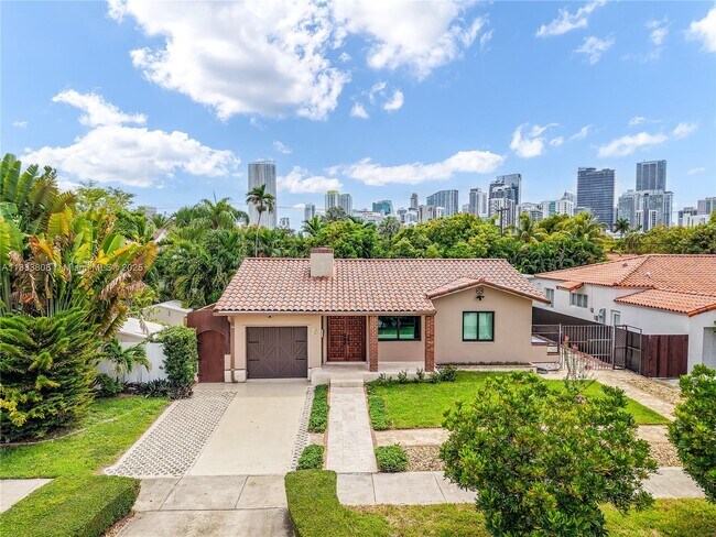 property at 619 SW 20th Rd