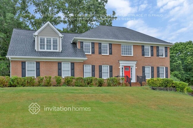 property at 2579 Hickory Cove SW