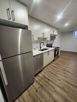 8719 77 Ave NW in Edmonton, AB - Building Photo