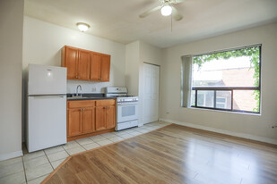 1628 W Morse Ave, Unit #107 Apartments