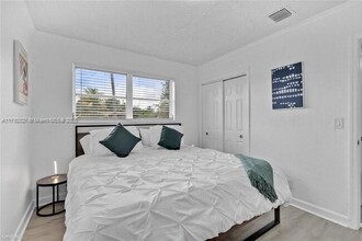 4120 NW 3rd Way in Pompano Beach, FL - Building Photo - Building Photo