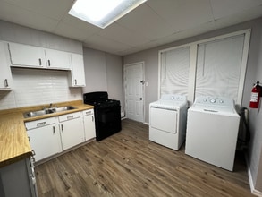 64 N Sherman St in Wilkes-Barre, PA - Building Photo - Building Photo