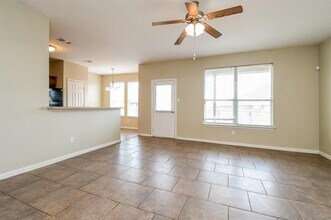 288 Edison Ln in Crowley, TX - Building Photo - Building Photo