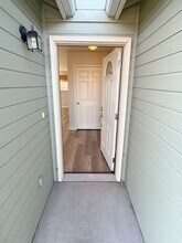 7438 Boyd Pl in Klamath Falls, OR - Building Photo - Building Photo