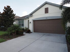 995 Molly Cir in Sarasota, FL - Building Photo