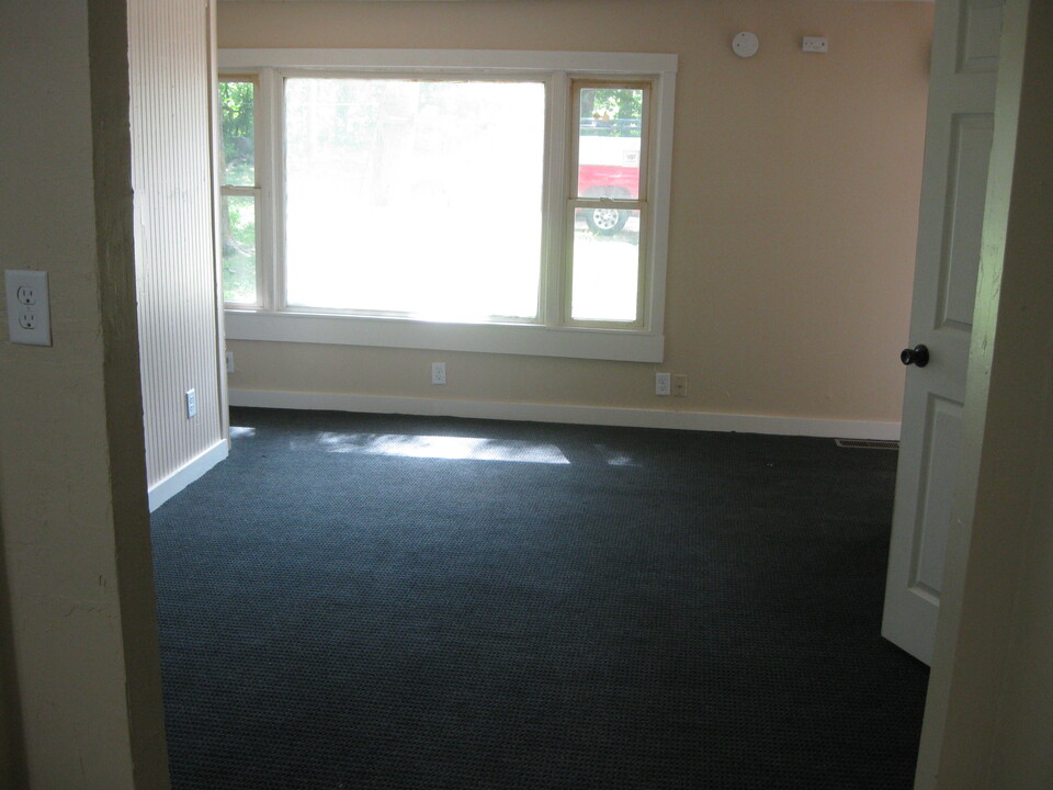 2802 S Main St, Unit #7 in Rockford, IL - Foto de edificio