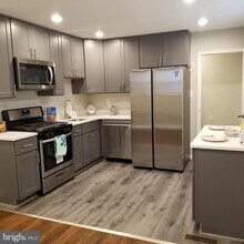 4704 Red Fox Rd in Rockville, MD - Building Photo - Building Photo