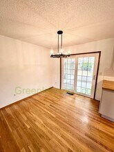 1122 SE 224th Ave in Gresham, OR - Building Photo - Building Photo