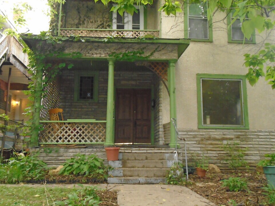 2629 3rd Ave S, Unit 1 in Minneapolis, MN - Foto de edificio