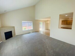 16418 NE 12th Ct in Ridgefield, WA - Building Photo - Building Photo