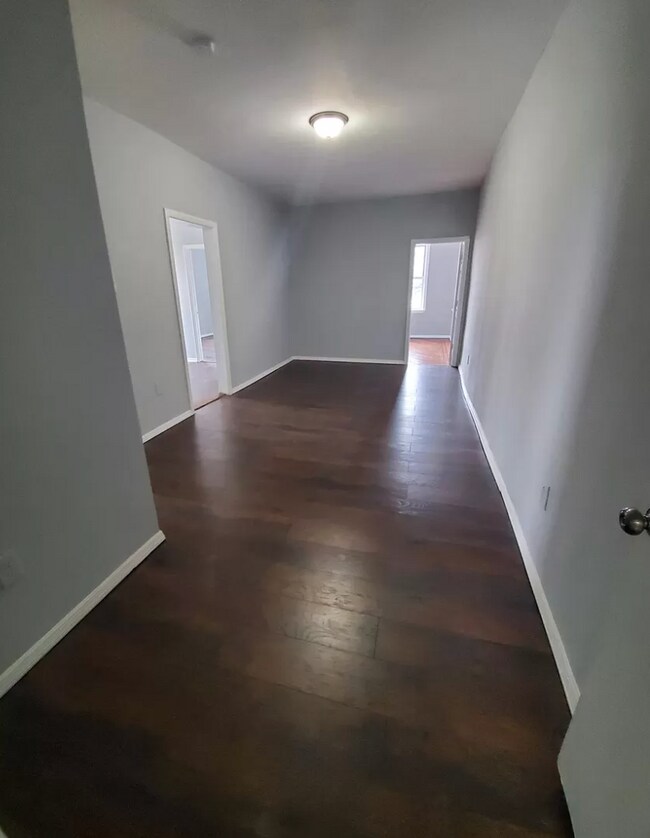80 Hillcrest Ter in East Orange, NJ - Building Photo - Building Photo