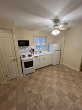 6 Davis Ave in Albany, NY - Foto de edificio - Building Photo