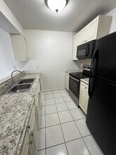 5793 S Rue Rd in West Palm Beach, FL - Building Photo - Building Photo