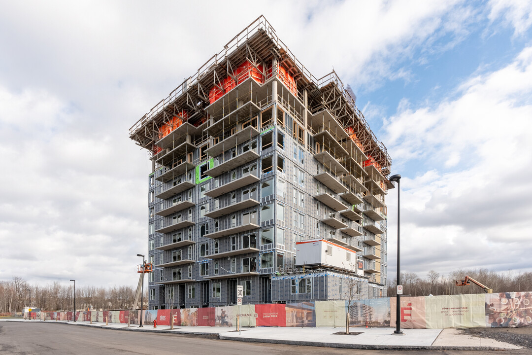 Emergence in Lévis, QC - Building Photo