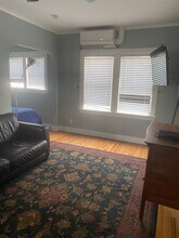 737 N Alfred St, Unit 737Apt.2 in West Hollywood, CA - Building Photo - Building Photo