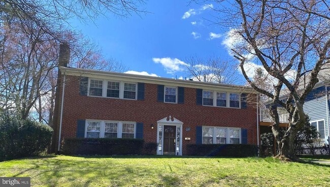 property at 7121 Thrasher Rd