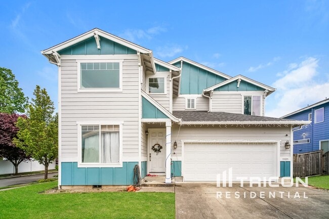 property at 1121 SE Clark Ave