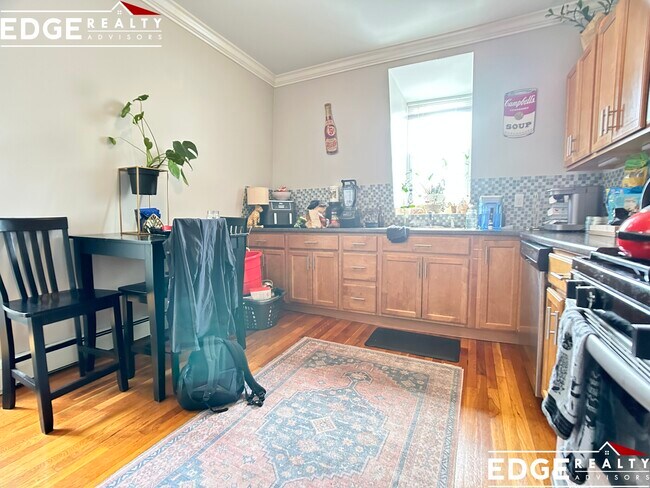 33 Bigelow St in Boston, MA - Building Photo - Building Photo