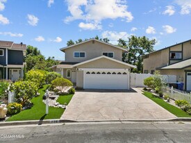 736 Masterson Dr in Thousand Oaks, CA - Building Photo