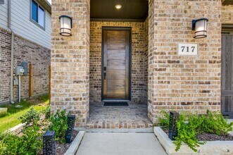 717 Rosemary Rd in Argyle, TX - Building Photo - Building Photo