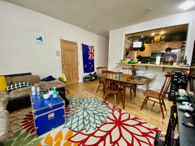 204 Northampton St, Unit 1 in Boston, MA - Foto de edificio - Building Photo