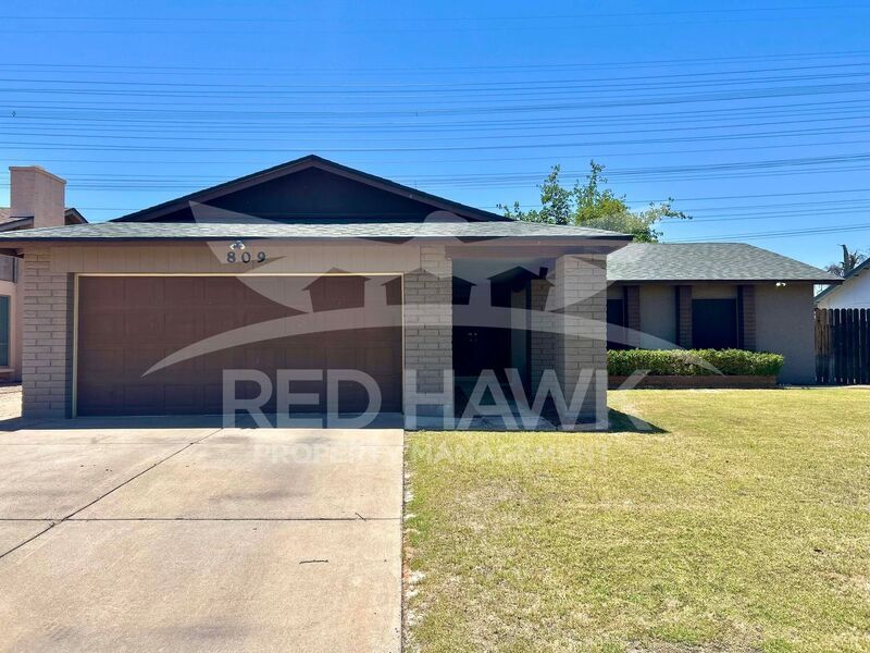 809 W Peralta Ave in Mesa, AZ - Building Photo