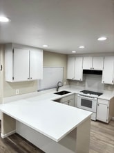 6522 Village Green Dr in Stockton, CA - Building Photo - Building Photo