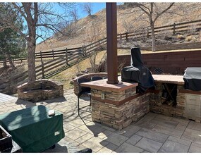 390 Mesa View Way in Golden, CO - Building Photo - Building Photo