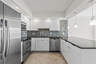 2801 NE 183rd St in Aventura, FL - Building Photo - Building Photo