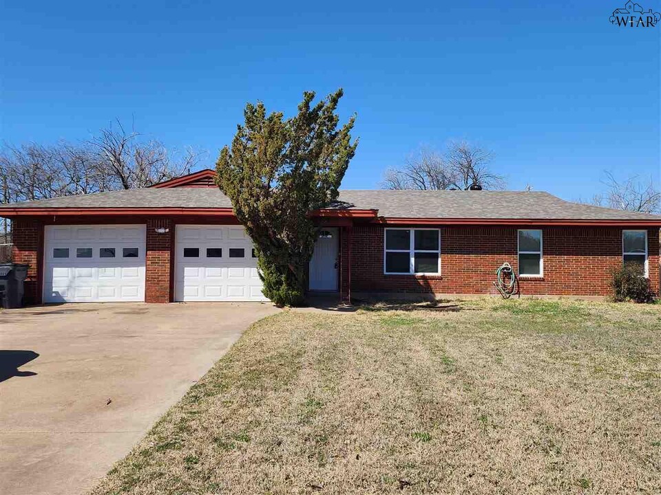 4510 Pasadena Ave in Wichita Falls, TX - Building Photo