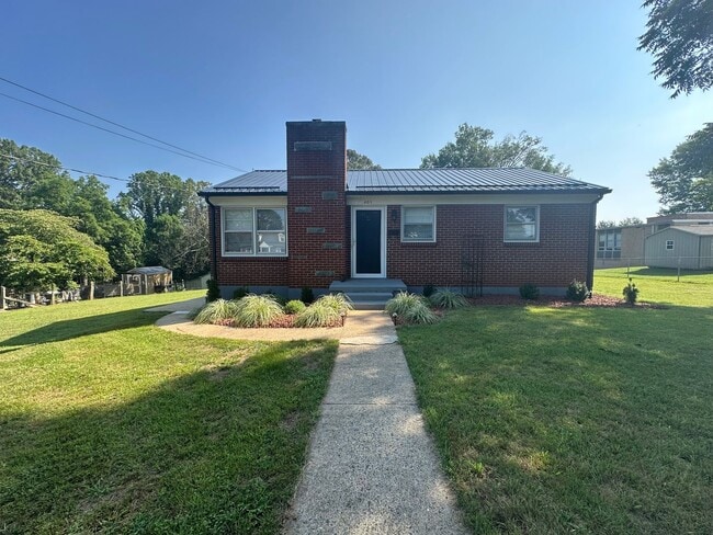 property at 405 Monticello Ave