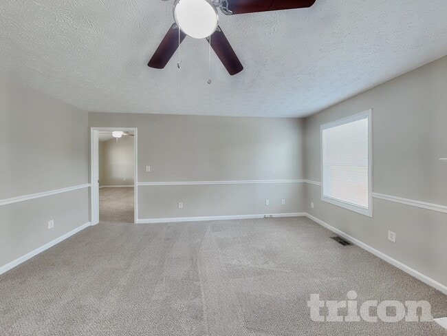 202 Larson Ln in Griffin, GA - Building Photo - Building Photo