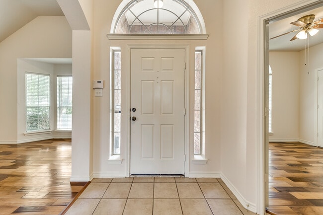 1504 Grapevine Creek Dr in Coppell, TX - Building Photo - Building Photo