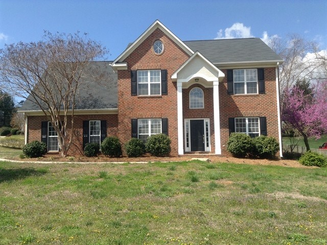 6541 Derby Ln NW in Concord, NC - Building Photo