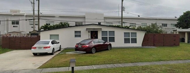 property at 1212 E River Dr