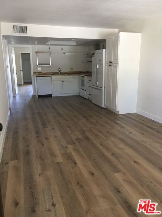 property at 9647 Spyglass Ave