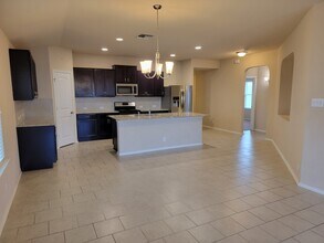 733 Brown Thrasher in San Antonio, TX - Building Photo - Building Photo