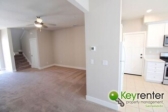 3234 Sher Ct in Sacramento, CA - Building Photo - Building Photo