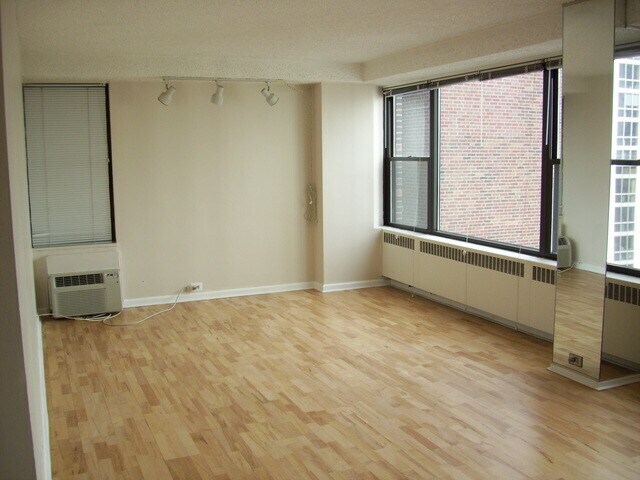 1540 N State Pky, Unit 012A in Chicago, IL - Building Photo - Building Photo