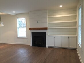 1207 Sweetbriar Ave in Nashville, TN - Building Photo - Building Photo