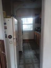 817 Bancroft Ct in Lansing, MI - Foto de edificio - Building Photo