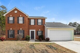 733 Sinclair Way in Jonesboro, GA - Building Photo