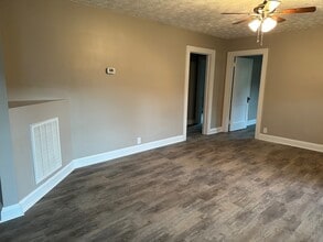 220 Lake St in Greeneville, TN - Building Photo - Building Photo