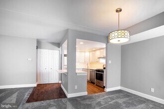 188 Old Forge Crossing in Devon, PA - Building Photo - Building Photo